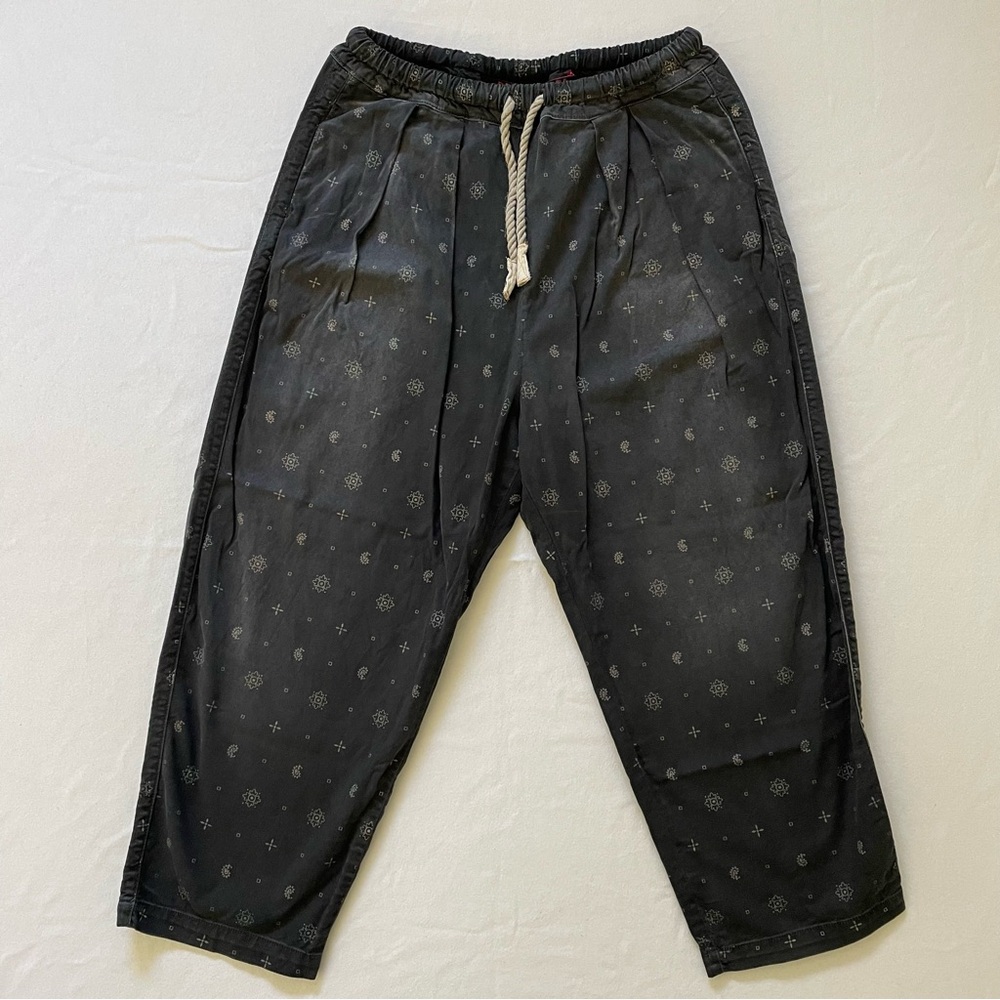 NWOT Dr. Collectors Kyoto Japanese Twill Handkerchief Print Smoke Black Large